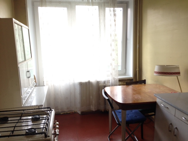 日当たりの良かったキッチンはレトロな家具も可愛くお気に入りでした